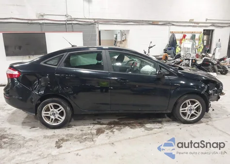 2019 Ford Fiesta Se z USA, uszkodzony, nr VIN 3FADP4BJ4KM107889